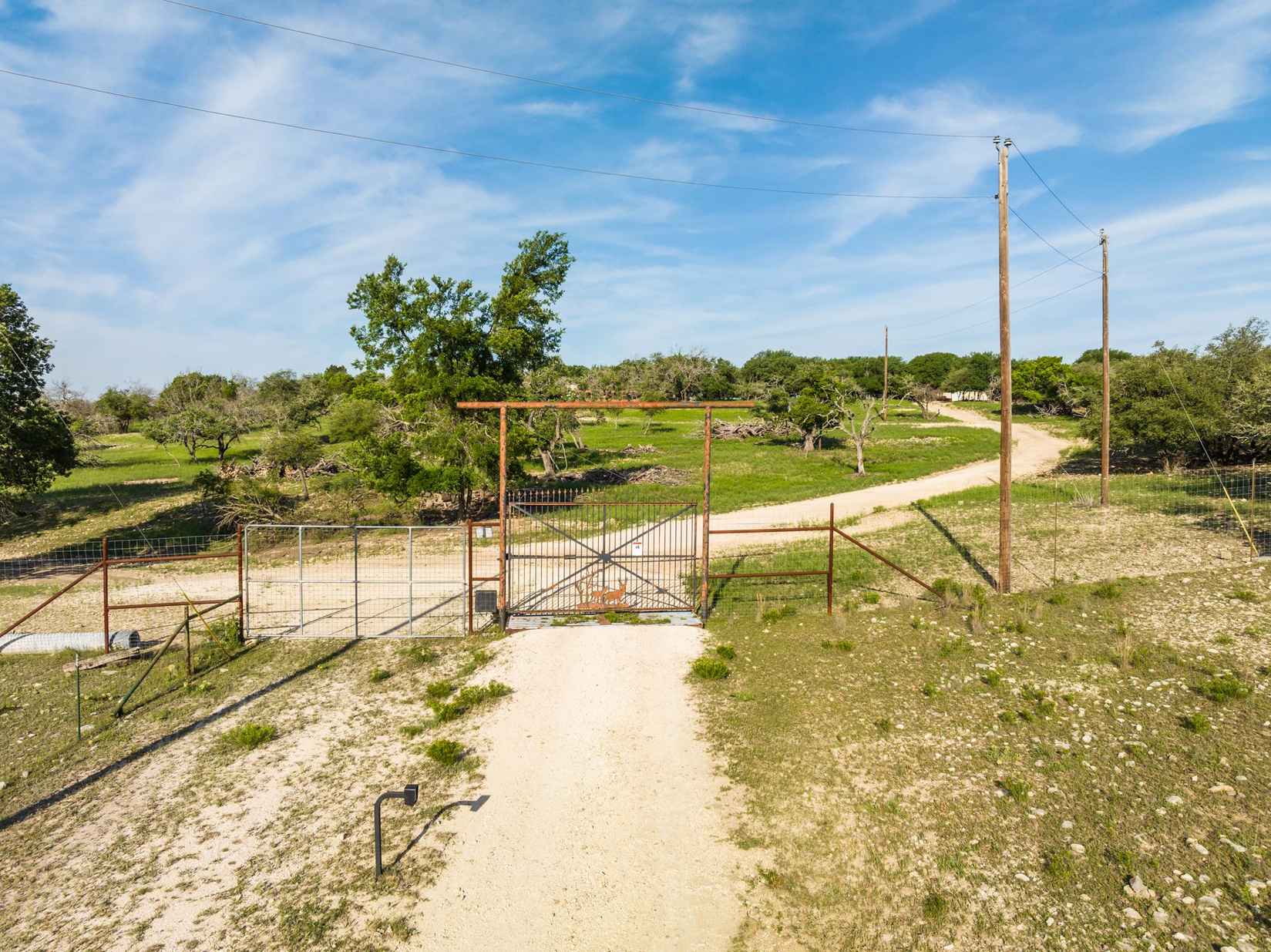 14673 Us Hwy 190 Hwy  