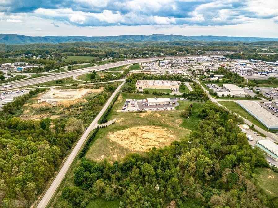 350 INDUSTRIAL Dr  