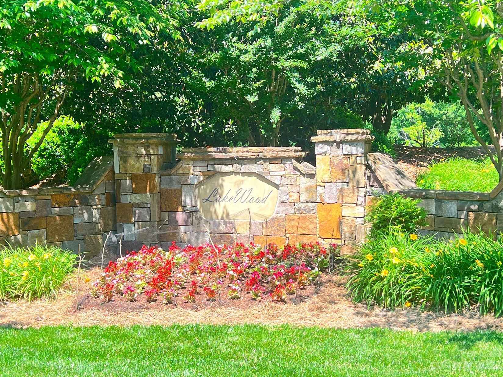 00 Juniper Ln  