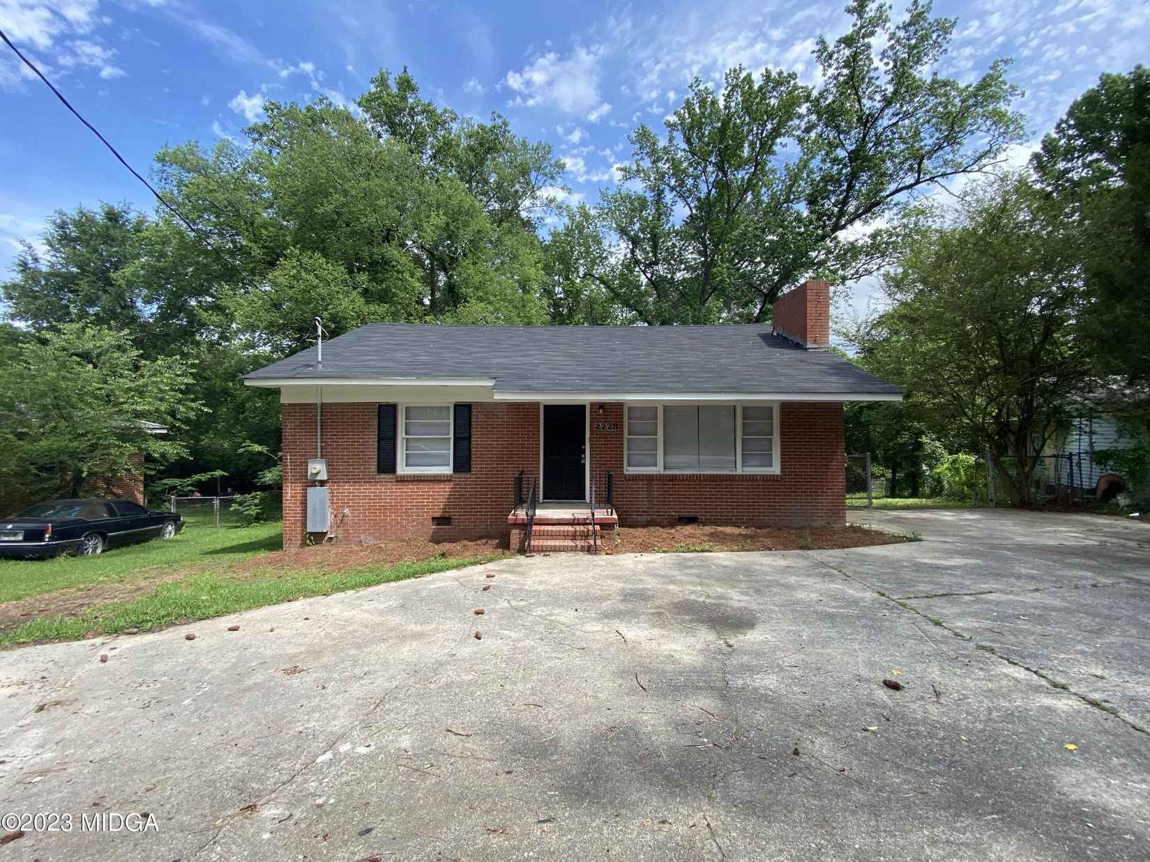 2228 Companion Dr  