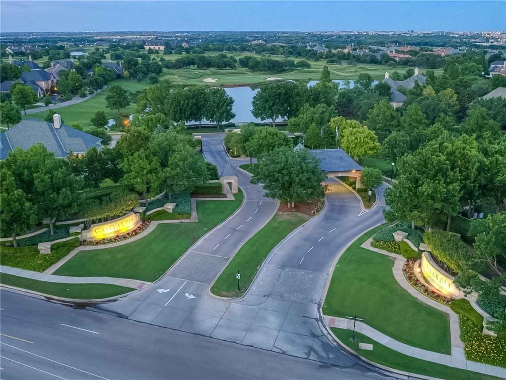5800 Promenade Sq  