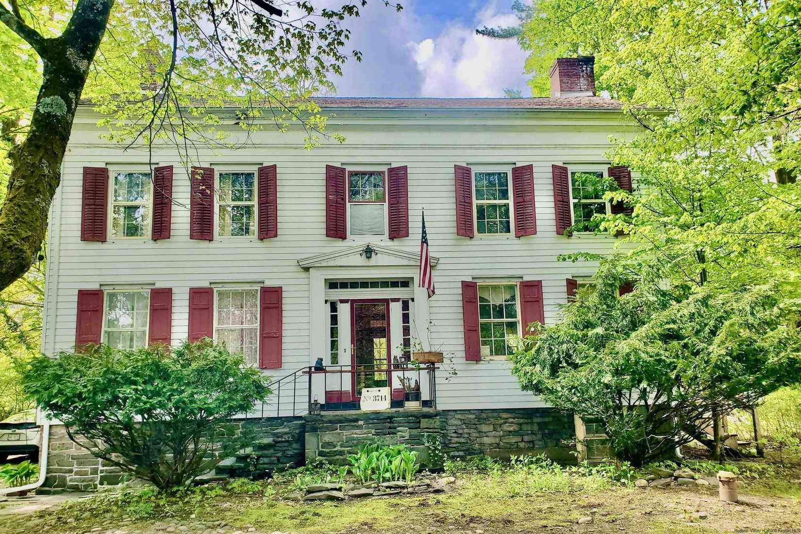3714 Main St  