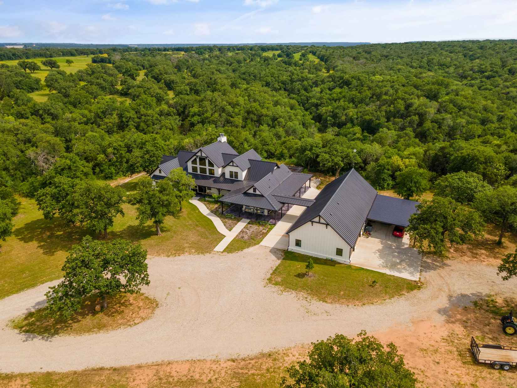 669 Ray Ln  