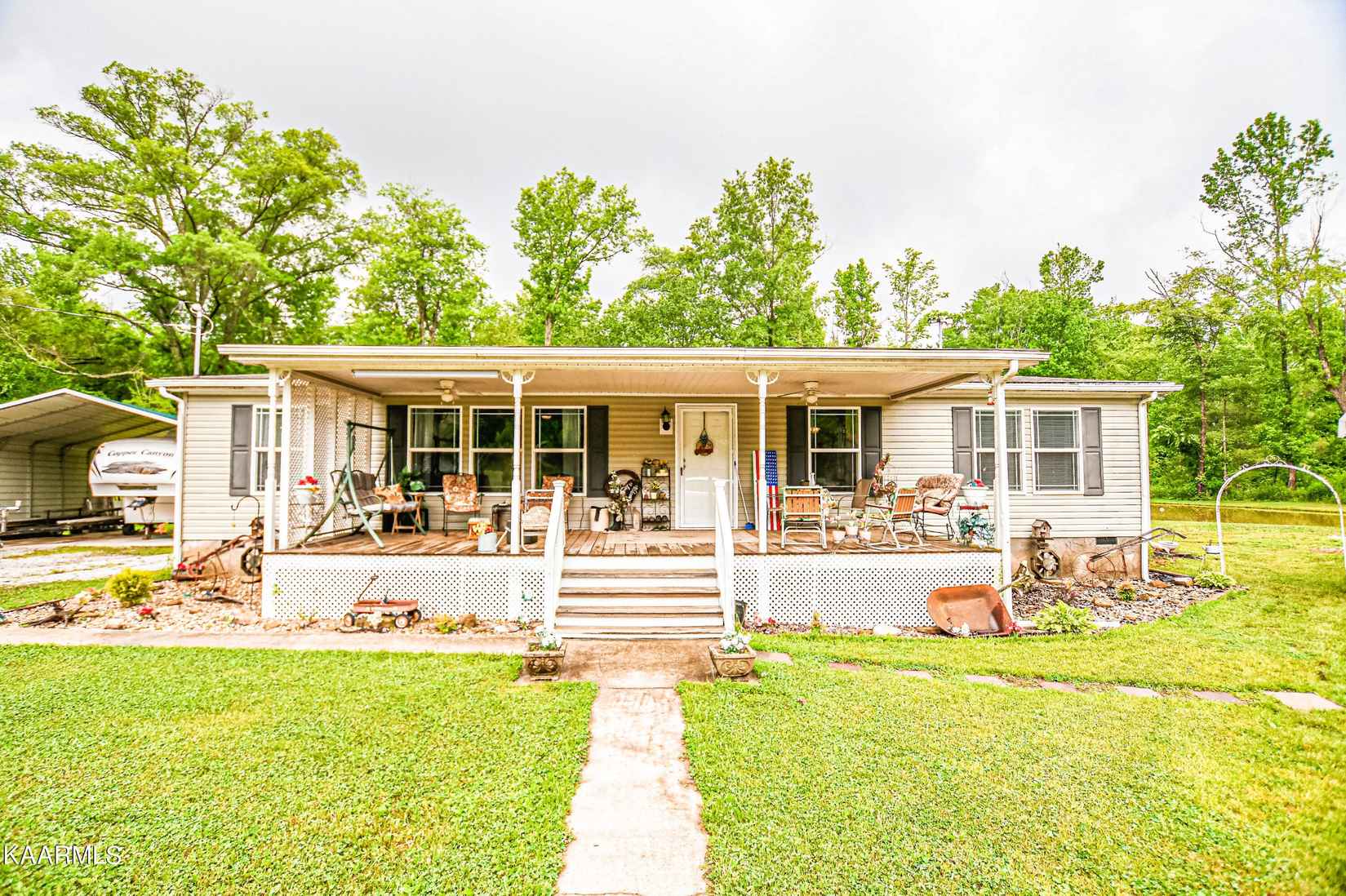 5273 White Oak Rd  