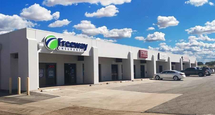 3404 S Southwest Loop 323  