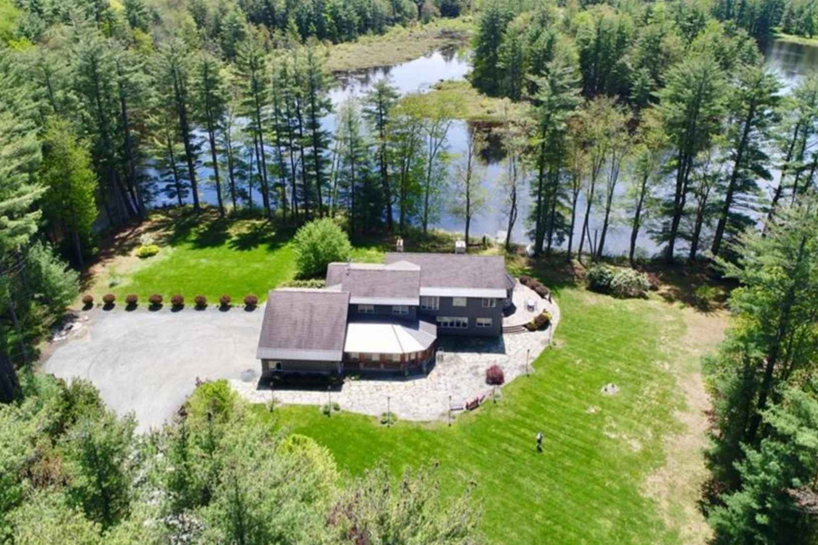 4 Bradford Rd  