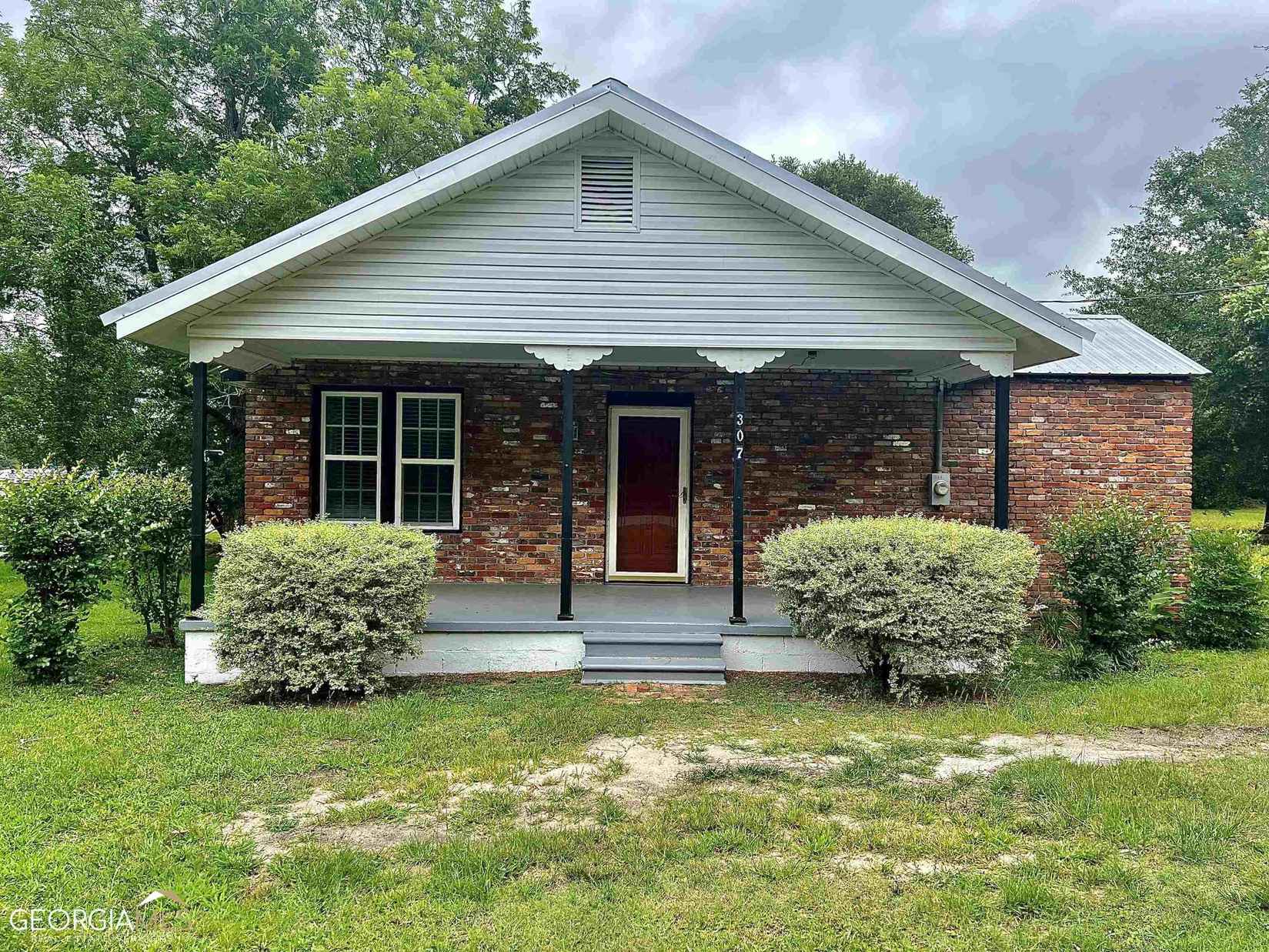 301 Page St  