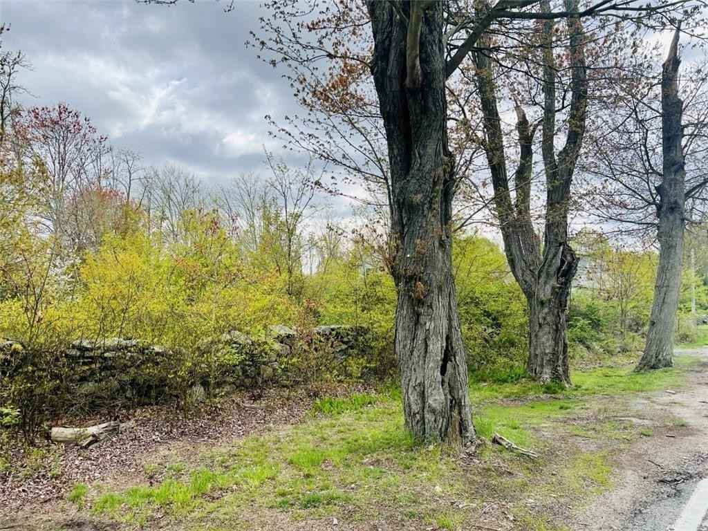 76 Griswold Ave  