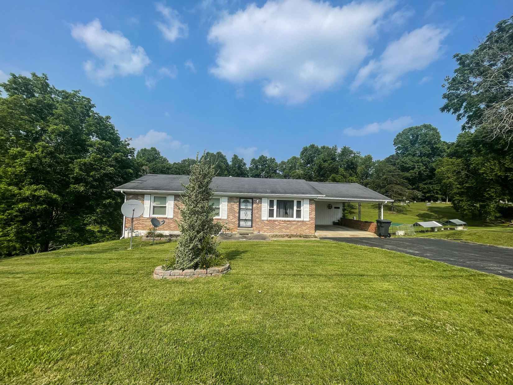 617 Proctor Rd Rd  