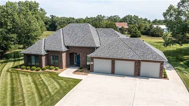 702 W HALE Lk RD  