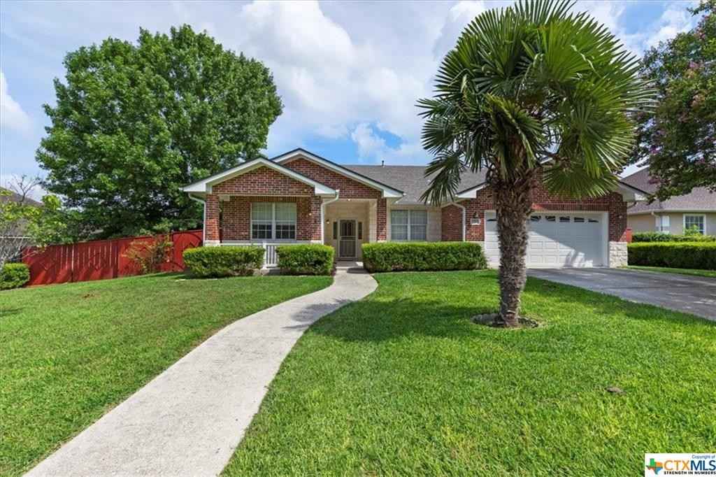 1330 LUCKENBACH Dr  