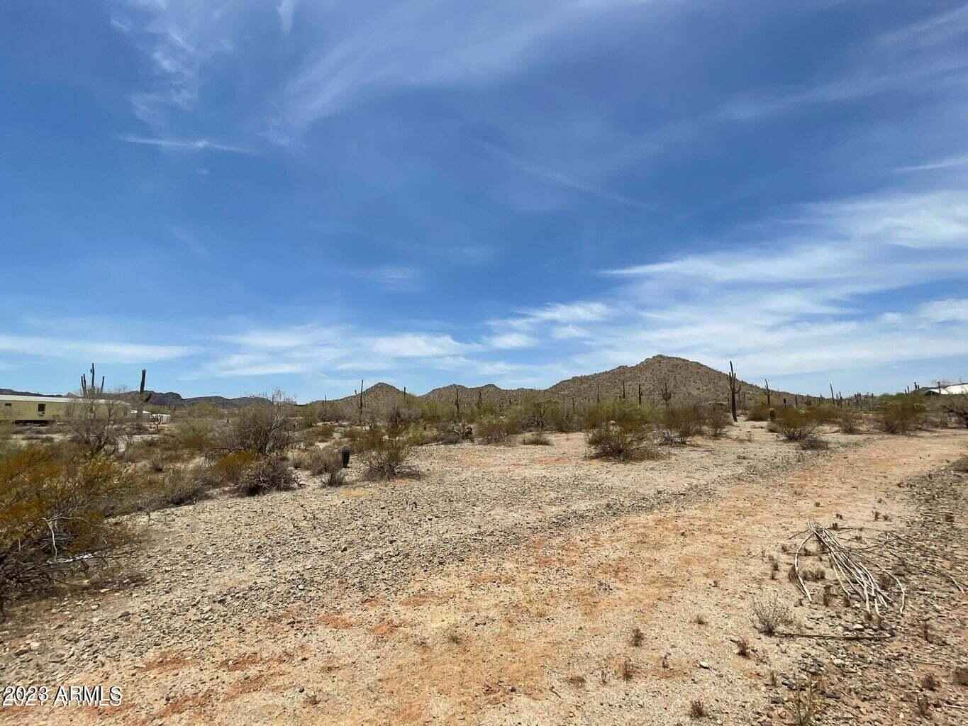 5052 W ADOBE Dm Rd  