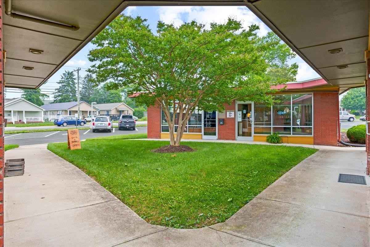 220 ROSSER AVE Suites 1-8  