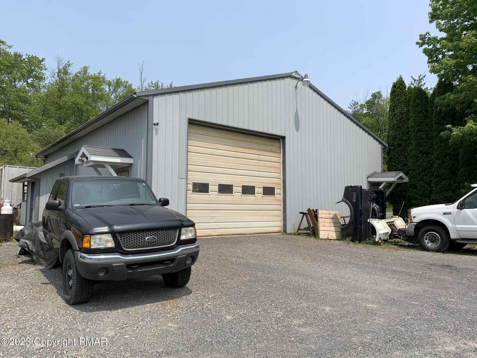 1281 PRINCESS Run Rd  