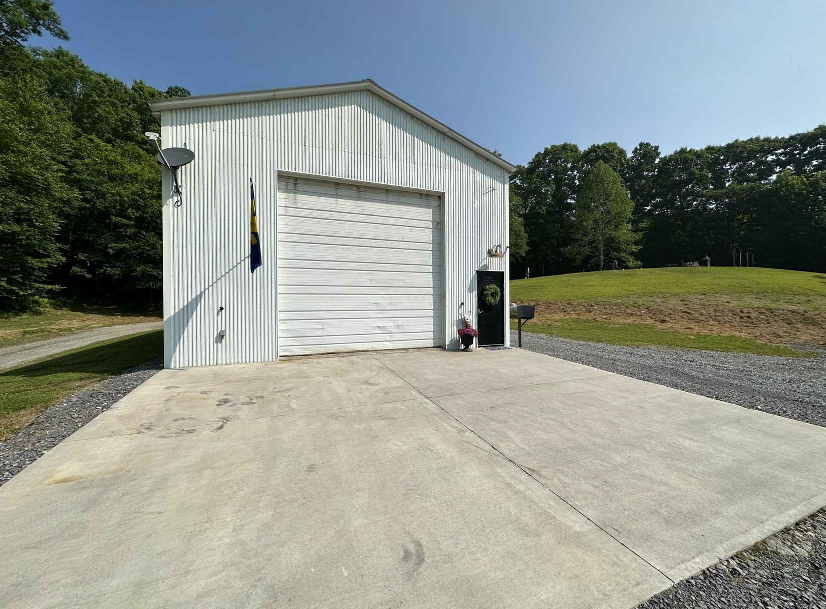 567 Simms Mountain Cutoff Rd  