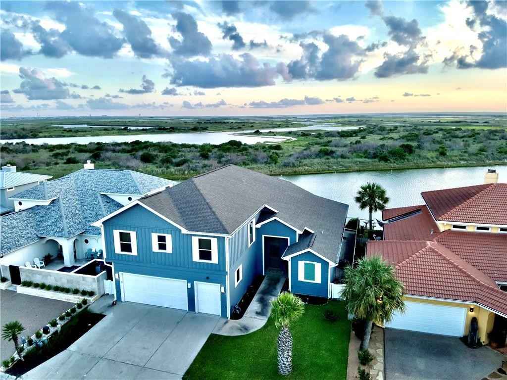 391 BLUE HERON Dr  