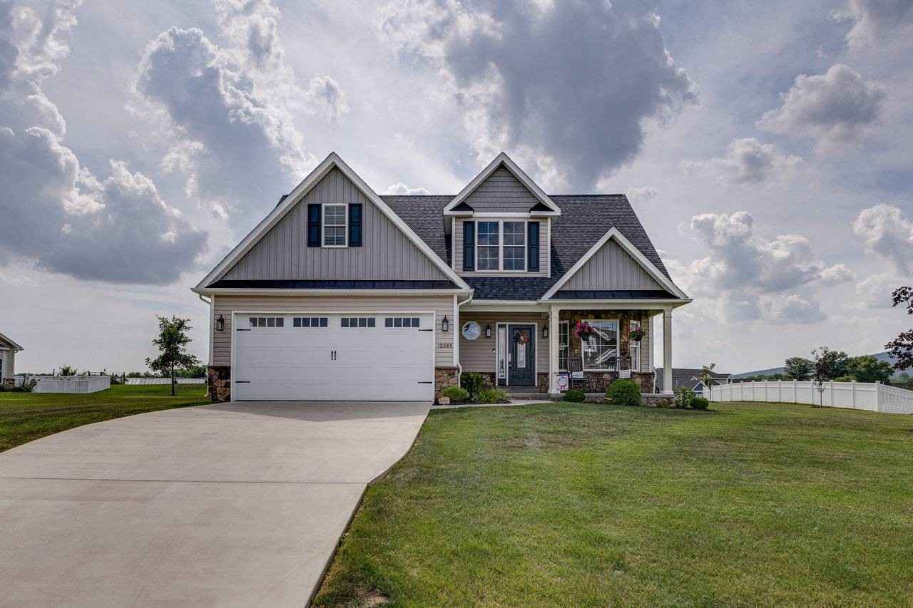10085 Dalmatian Dr  