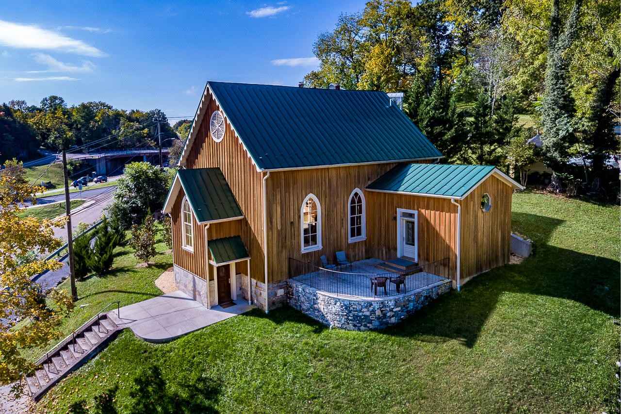 711 Stono Ln  