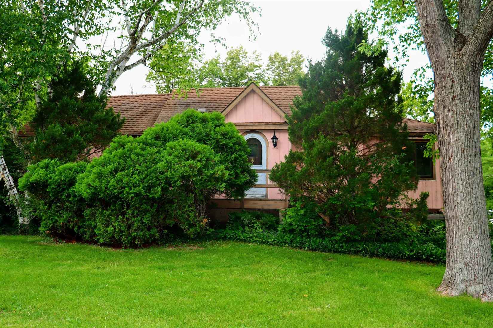 470 Brookside  