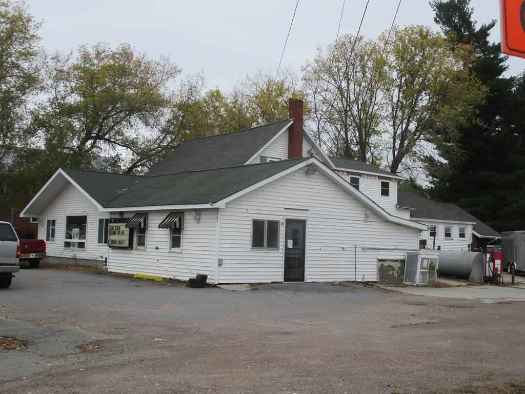 1142-44 State Rt 122  