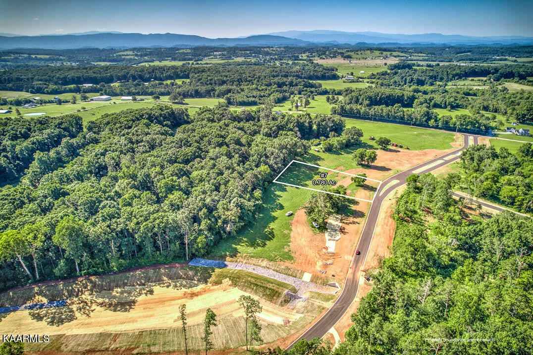 Lot7 838 Sophie Dr  