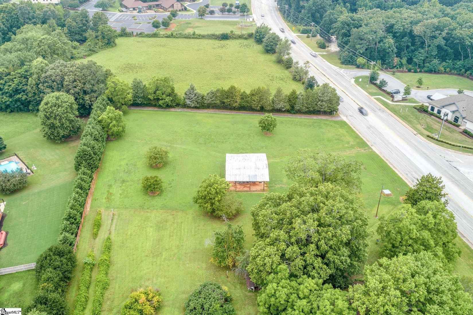2340 2404 Woodruff Rd  