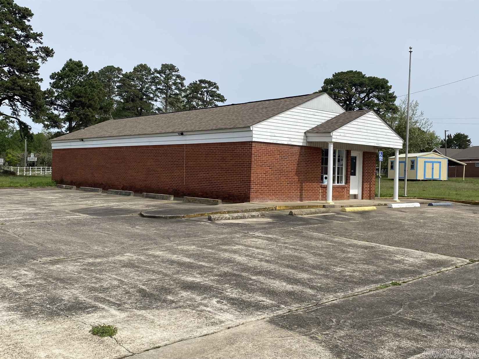 7539 Edgemont Rd  