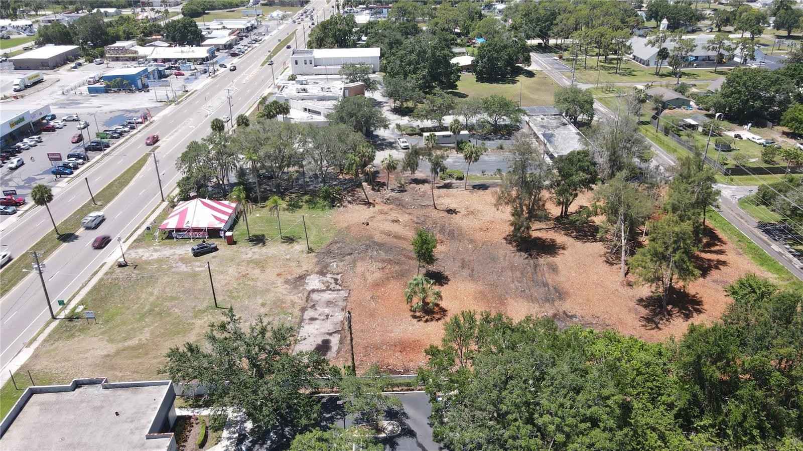 610 N US Hwy 41  