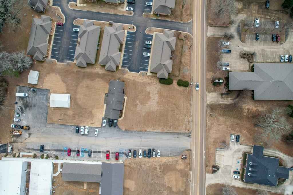 2887 South Lamar Blvd  