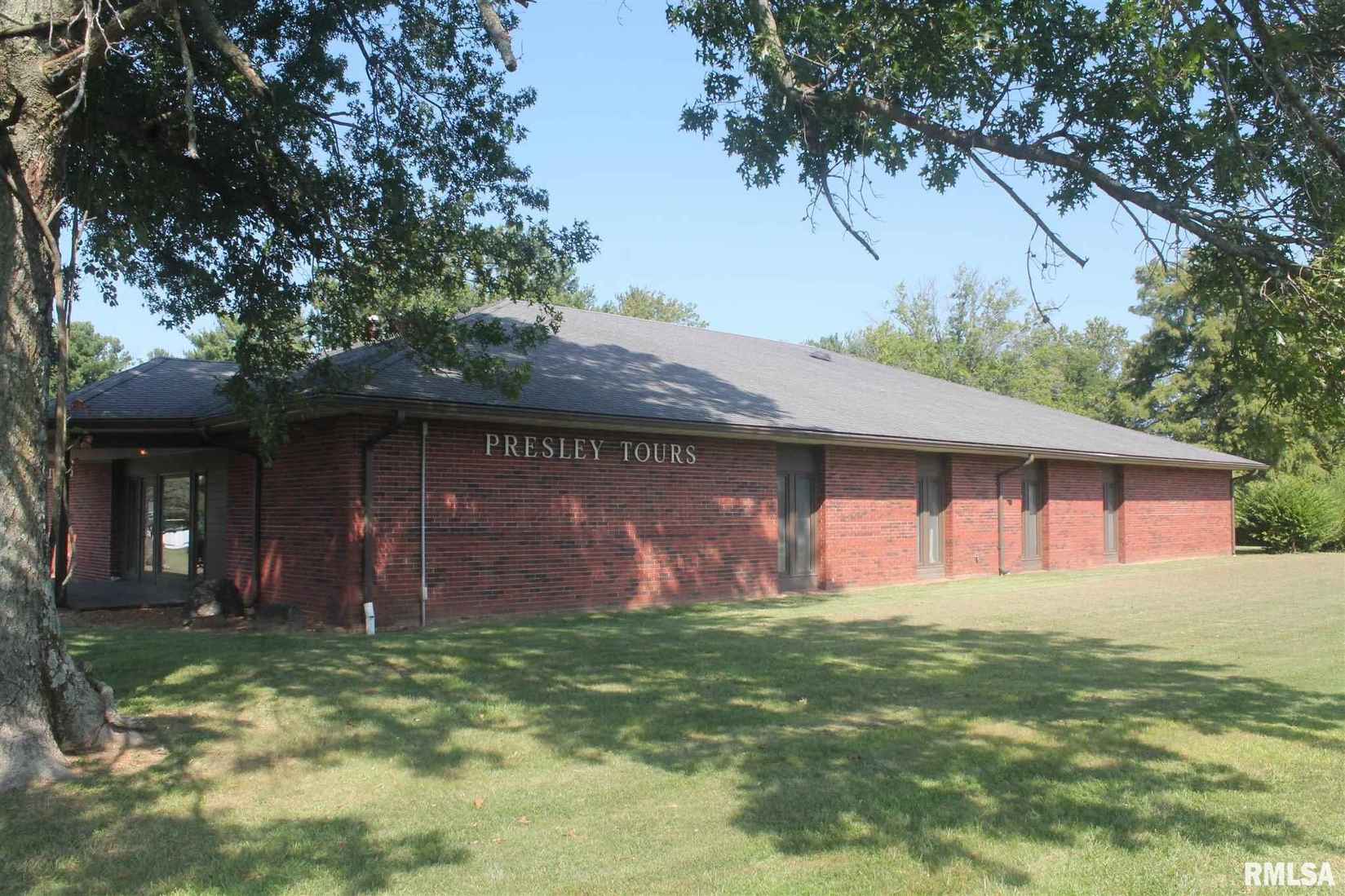 16 Presley Dr  