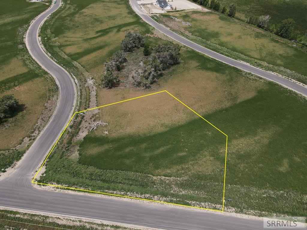 Lot 8 E 537 N  