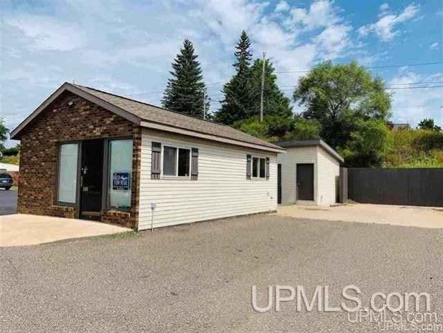 1111 S Carpenter  