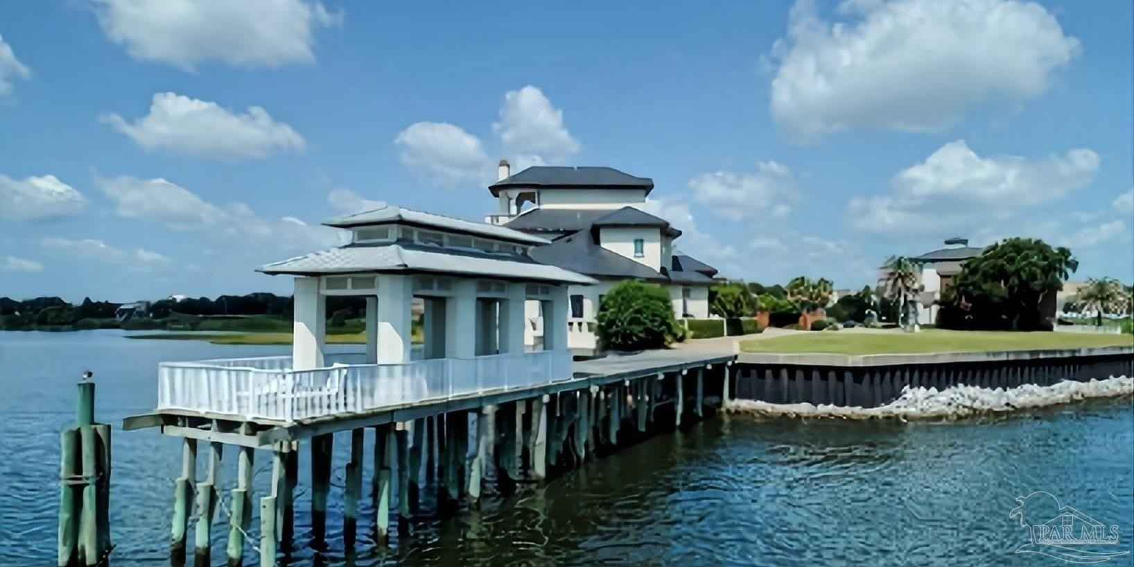 18 Wharf Ave  