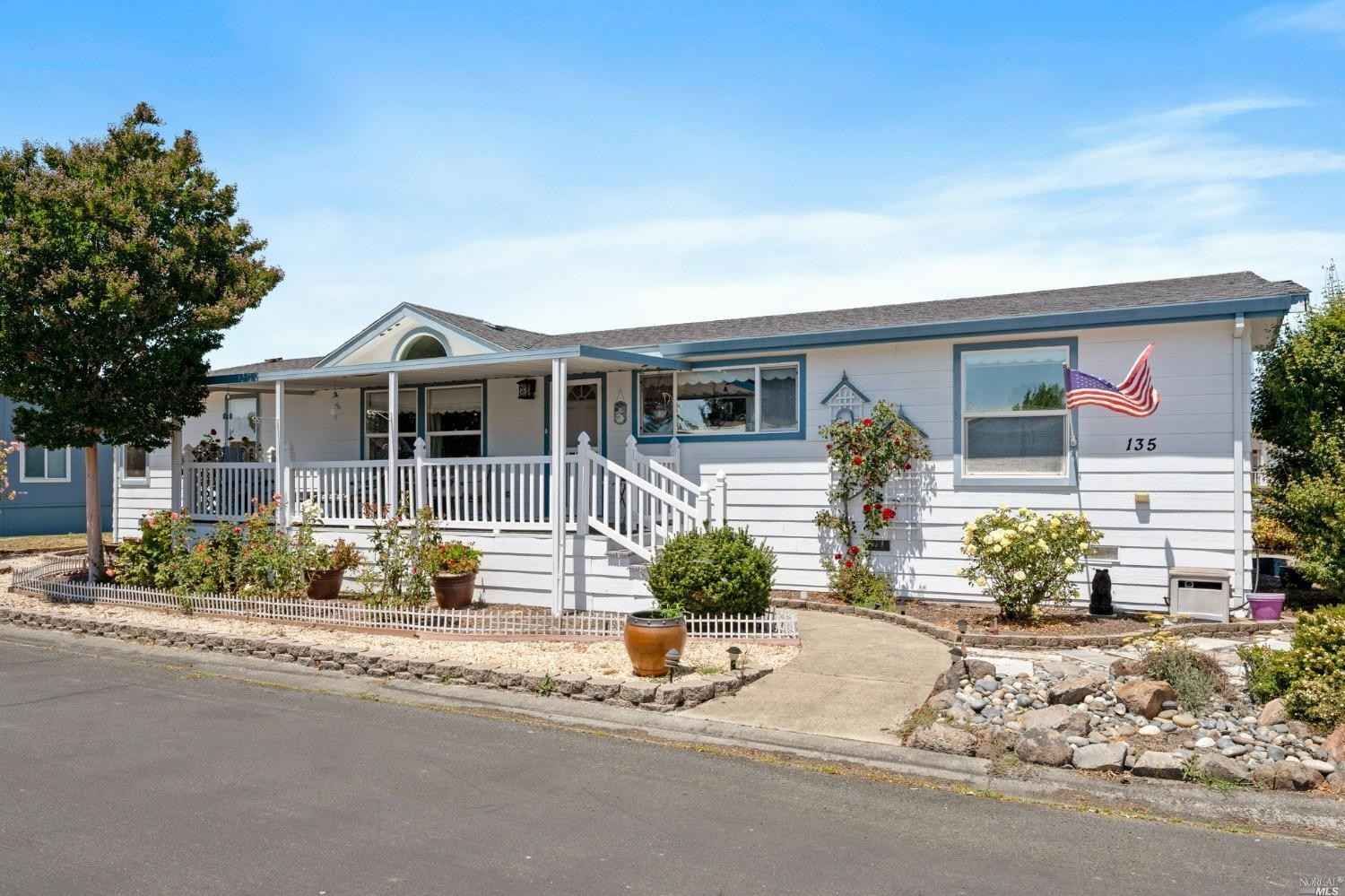 135 ANACAPA DR  