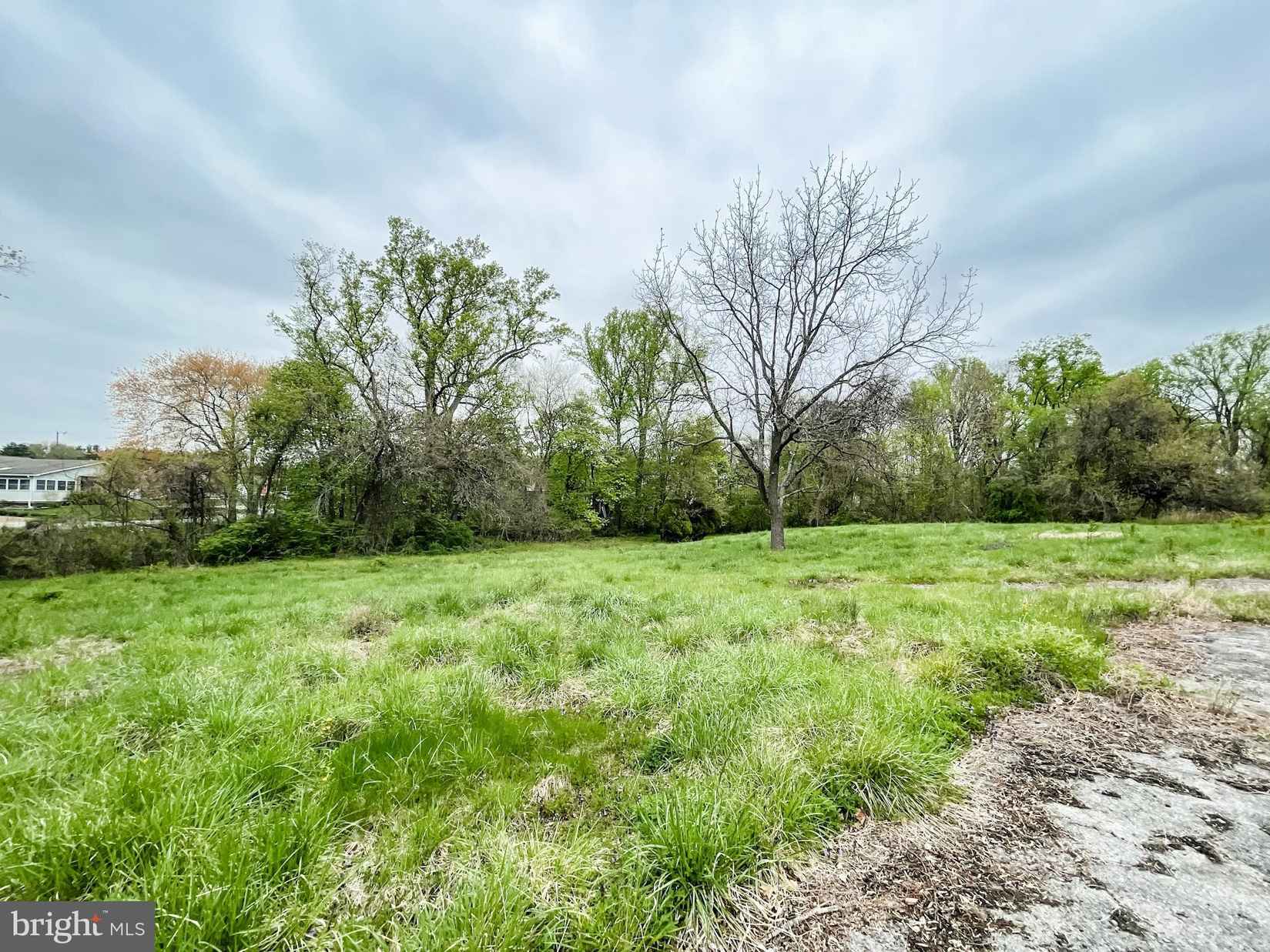 5501 OLD CAPITOL Trl  