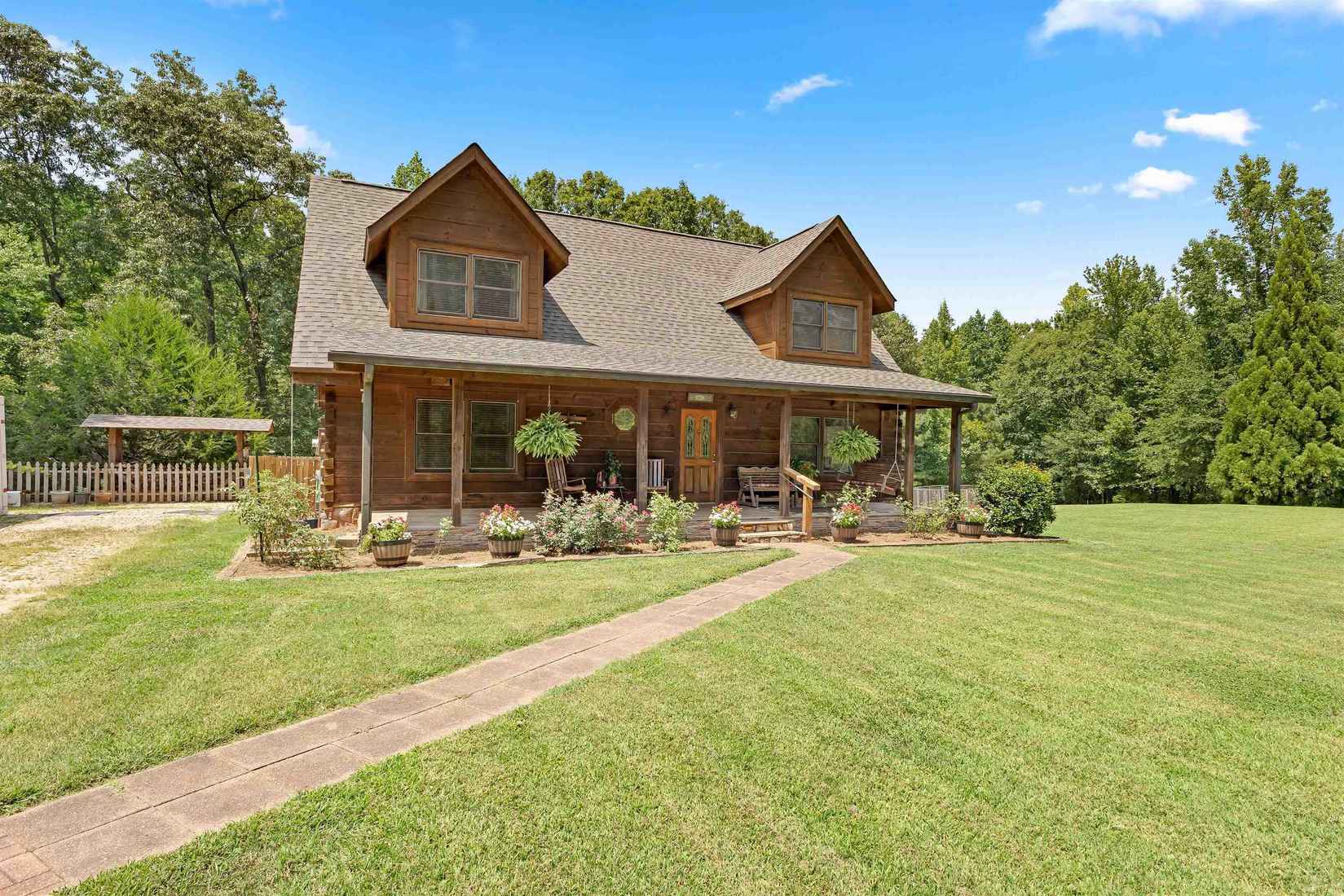 1342 Graham Rd  