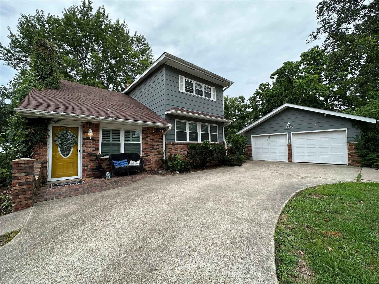 1405 BARRON RD  