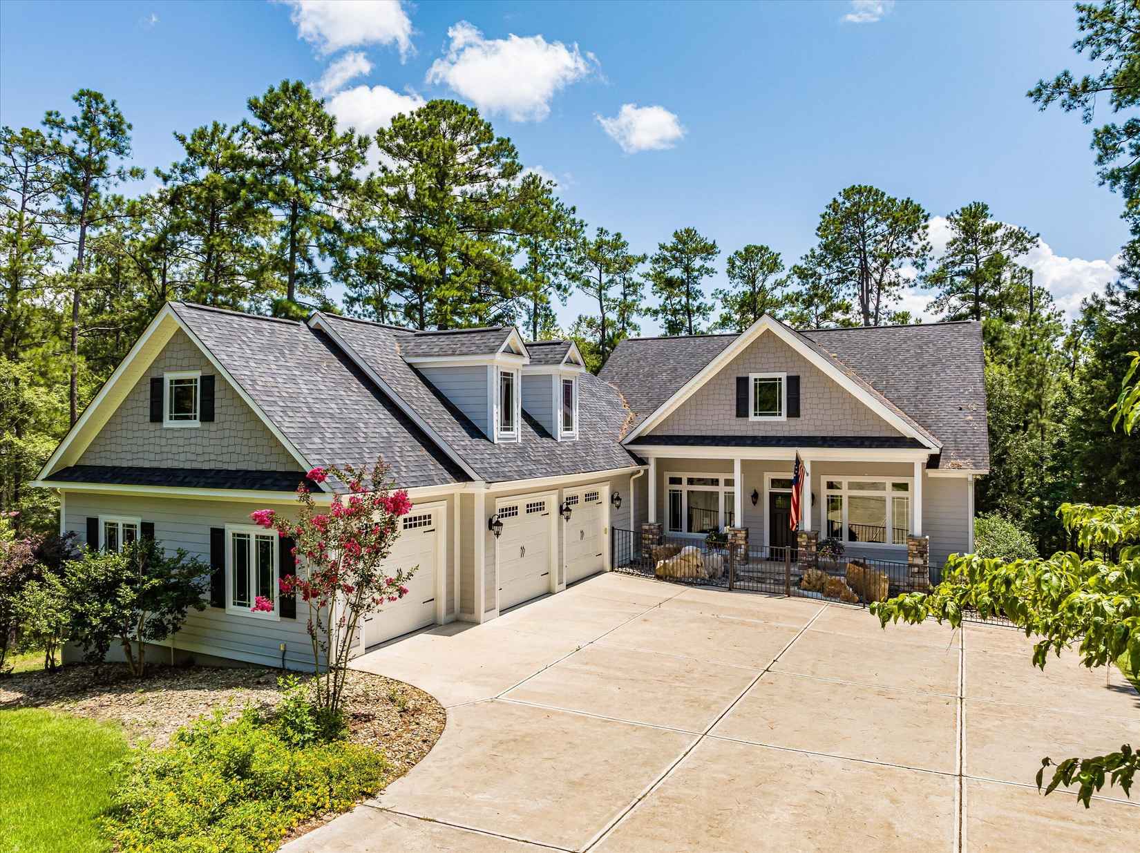 115 Hickory Pt  