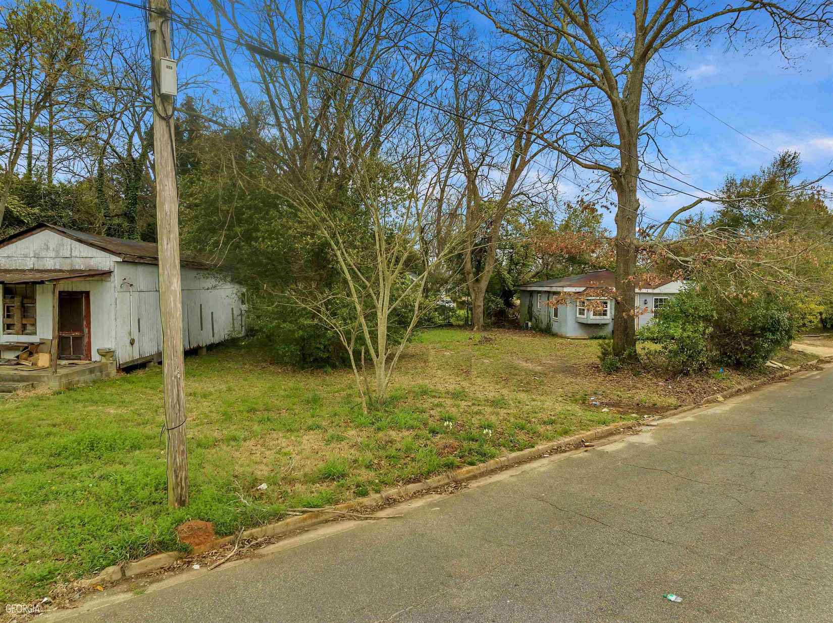 113 Perry Railroad St  