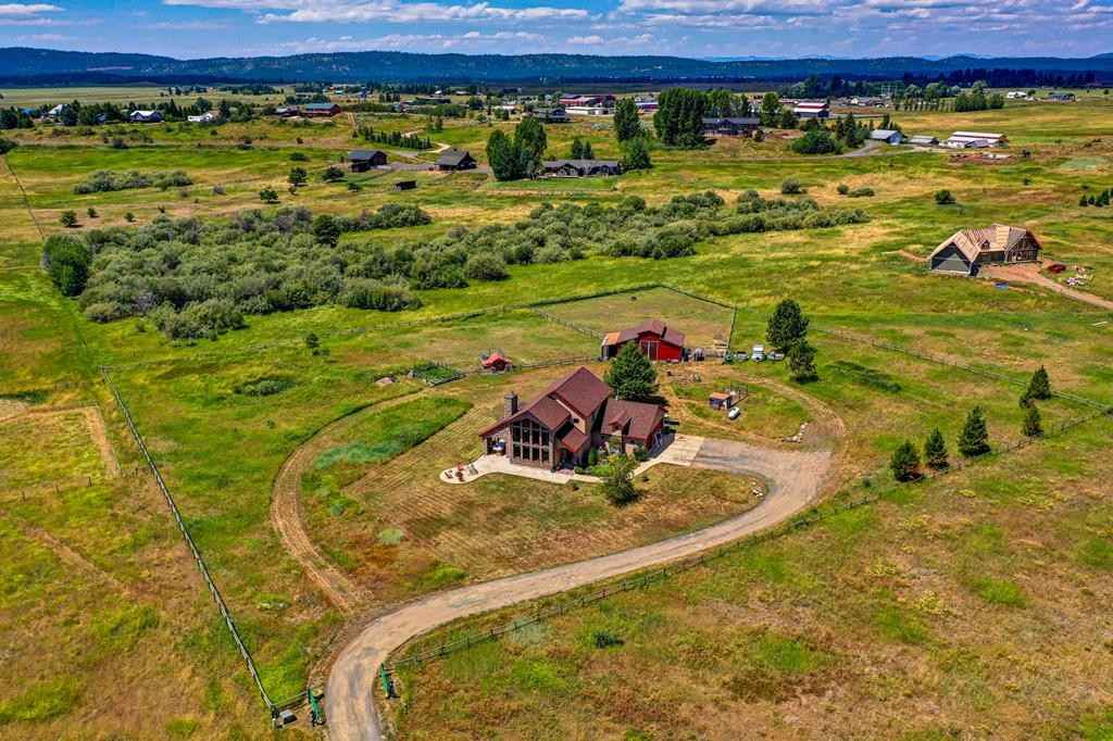 62 Chase Dr  