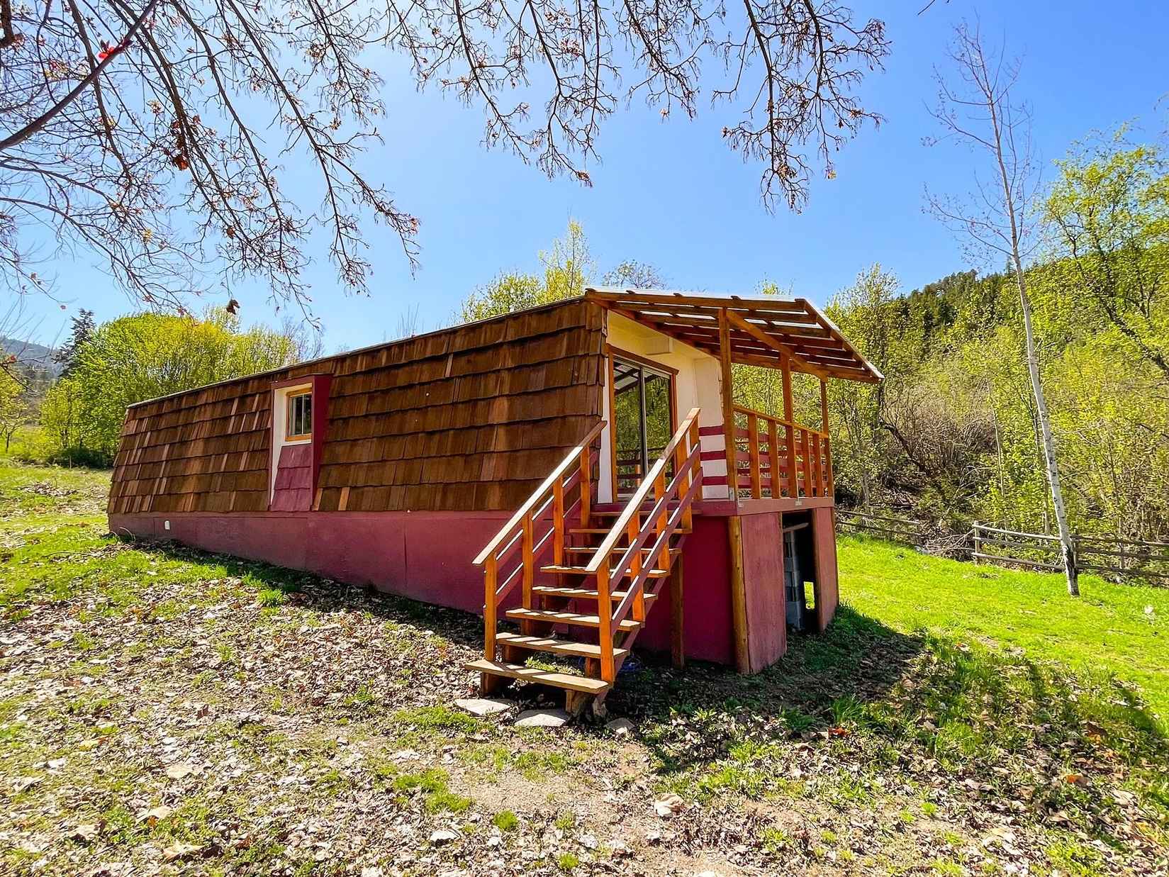 1746 Rickey Cyn Rd  