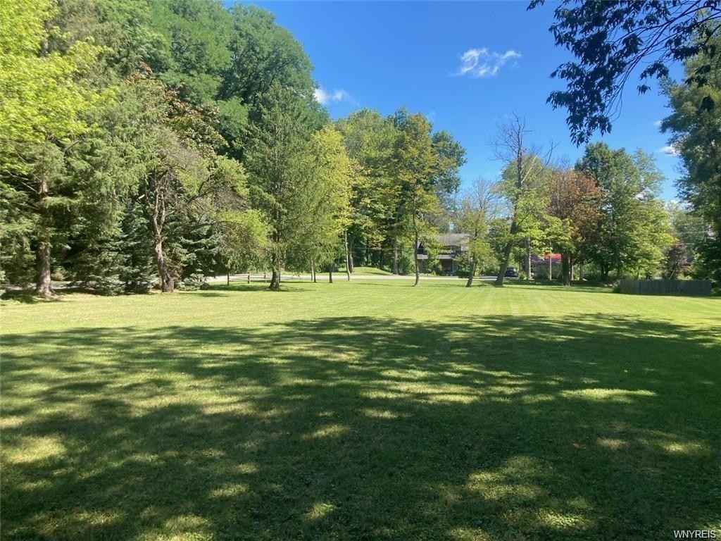 11 Beechwood Dr  