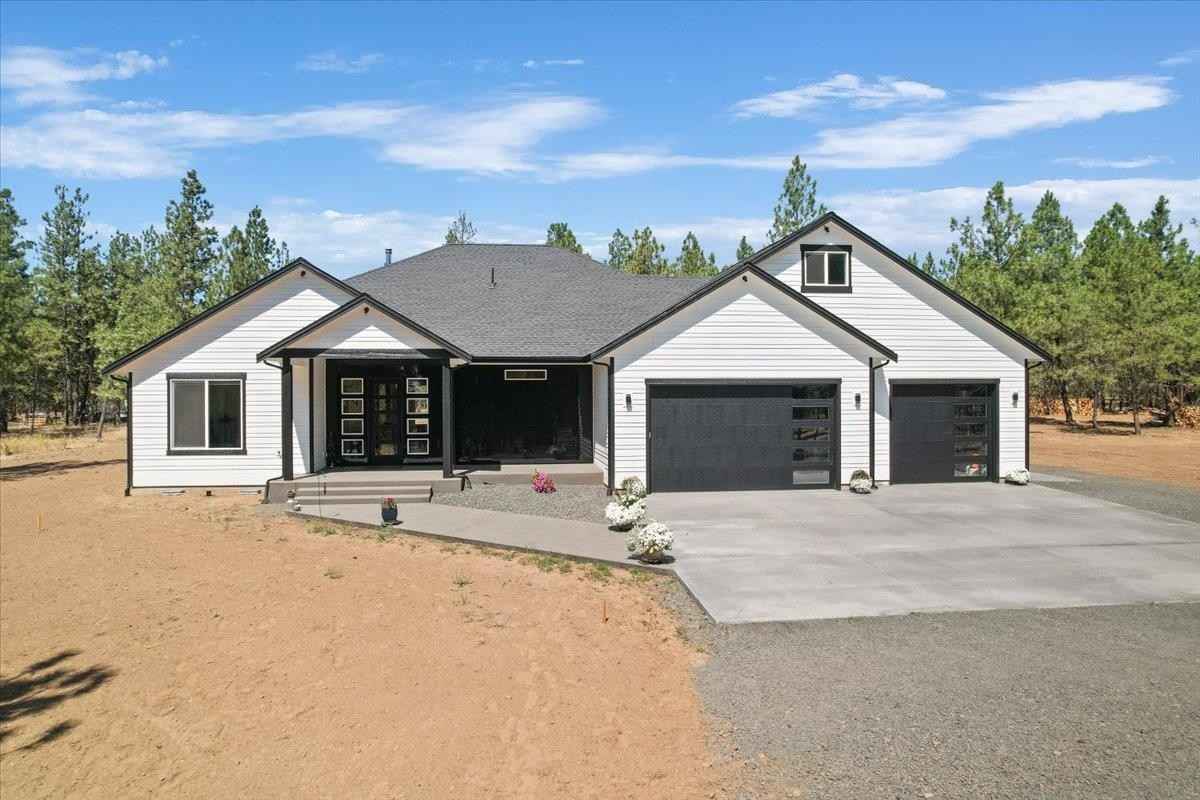 511 E Stutler  