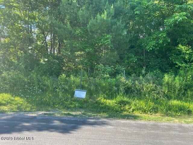 933 Ridgeview Cir  