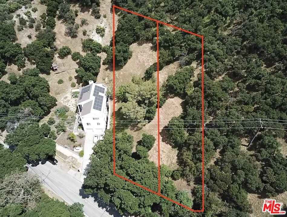 3382 Old Topanga Cyn Rd  