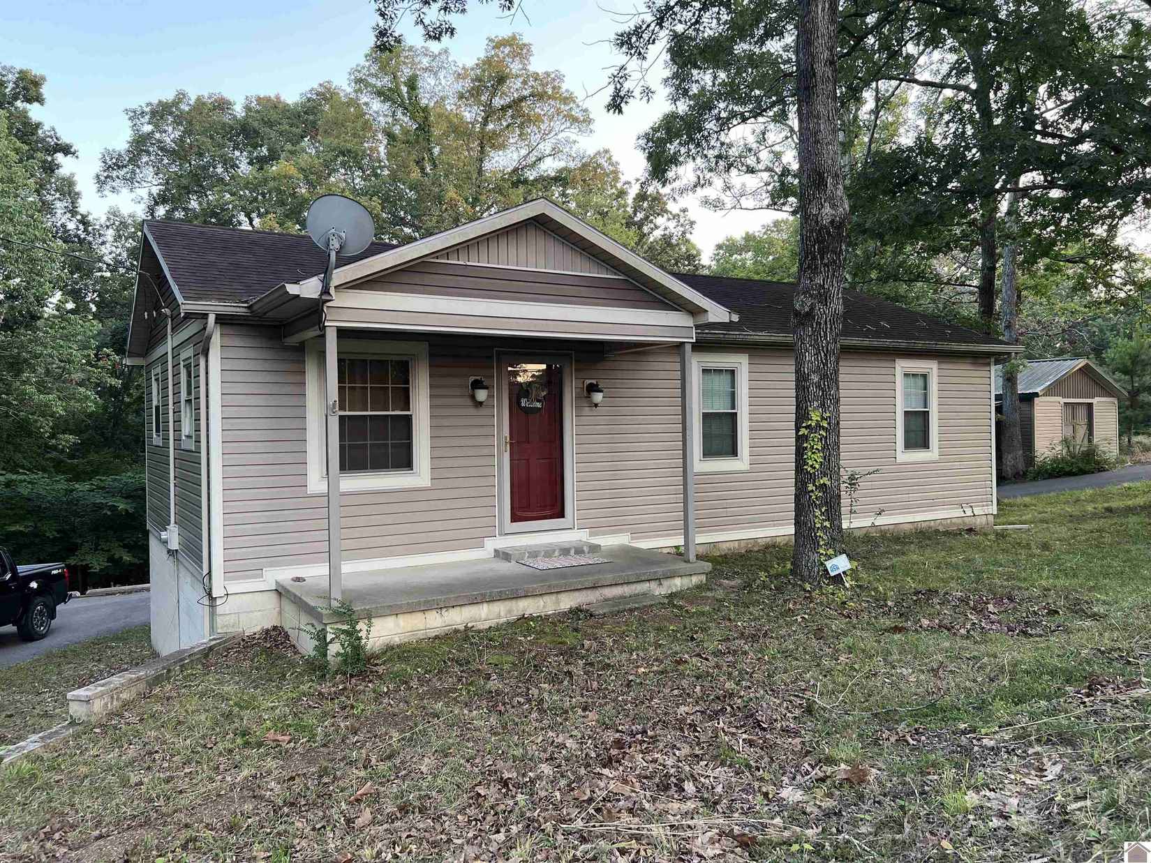 300 Spicewood Ln  