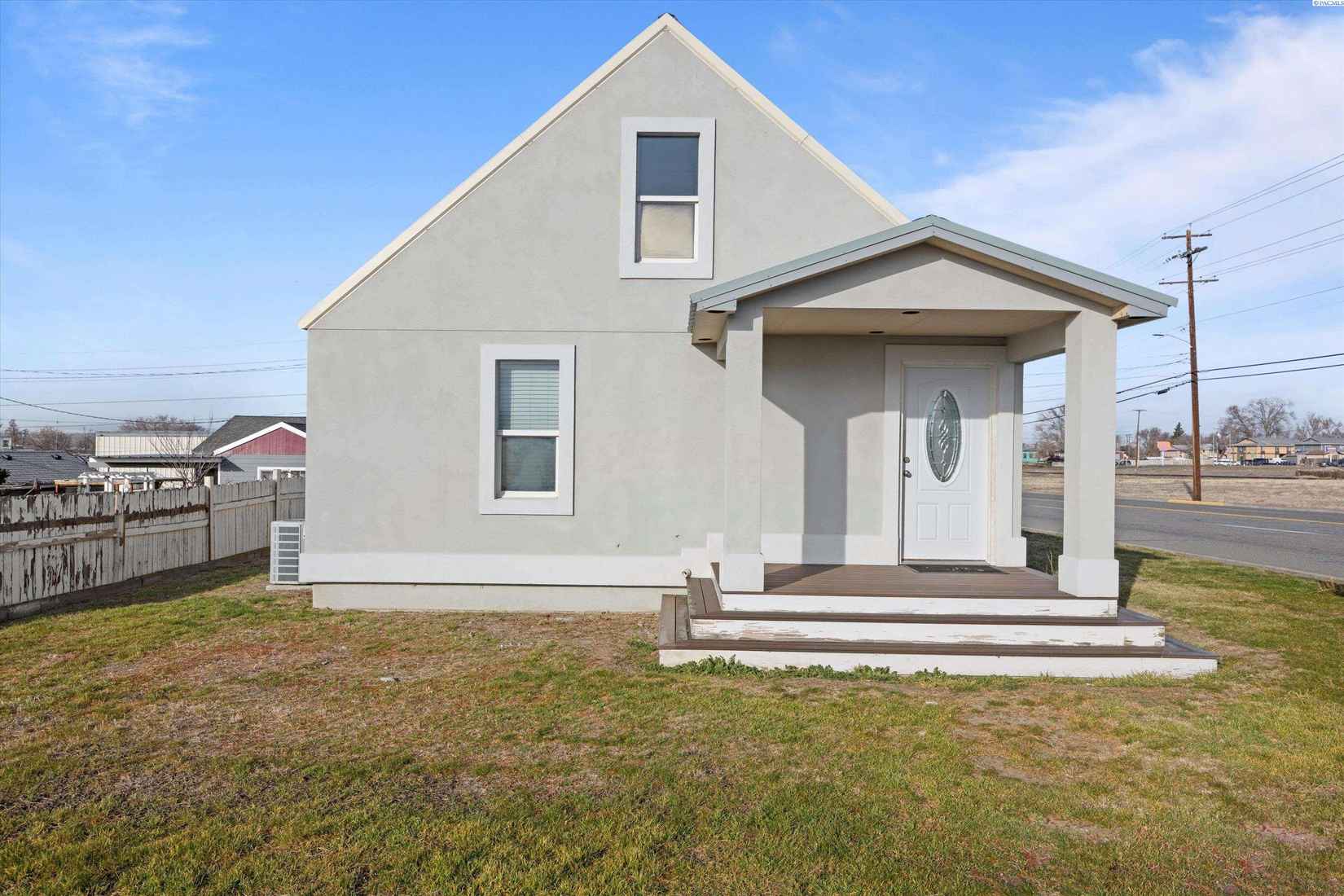 802 S 13TH  