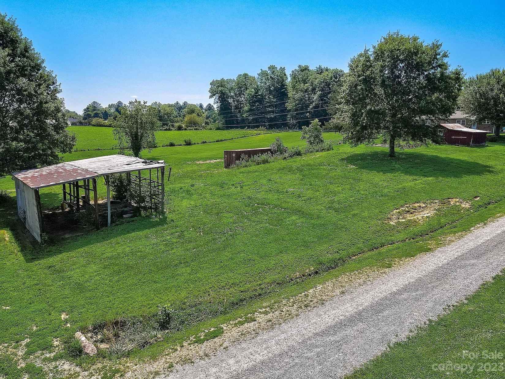 000 Laughter Farm Ln  