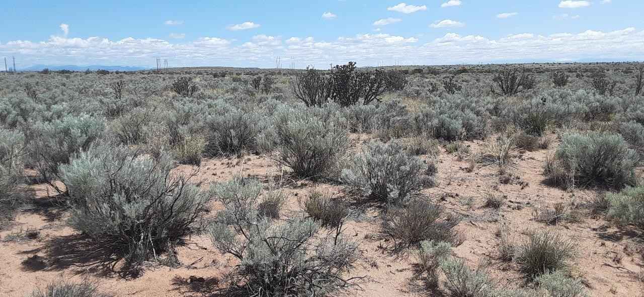 Unit 21 Block 103 Lot 27 NW  