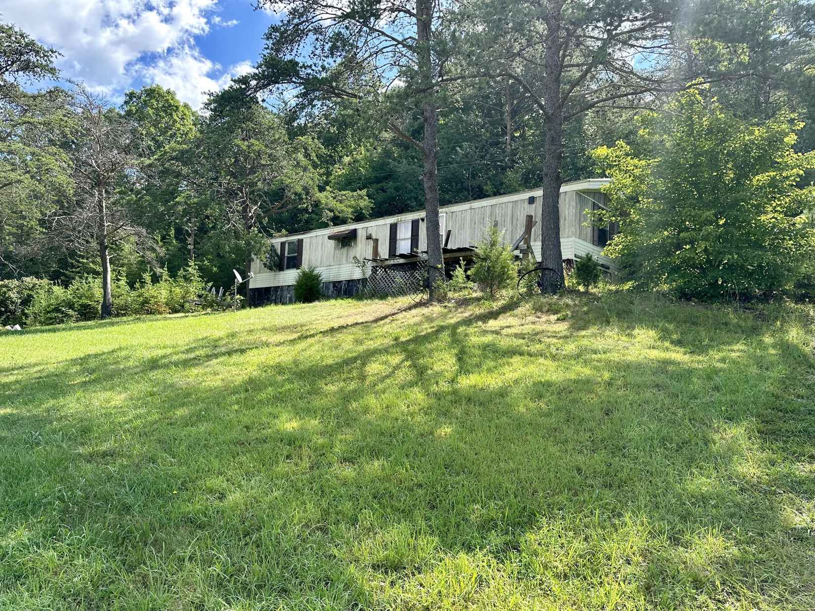 4131 Sweetwater Rd  